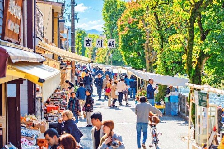 Takayama Private Custom Tour with Local Guide