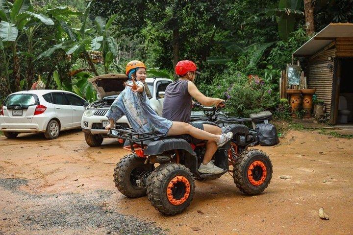 チェンマイ スカイホーク ジップライン＆ATVアドベンチャー