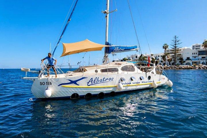 Passeio de Catamarã de 2 Horas em Sousse a partir do Porto El Kantaoui
