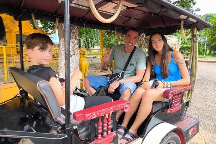 Phnom Penh: Private Tuk-Tuk Tour with Driver