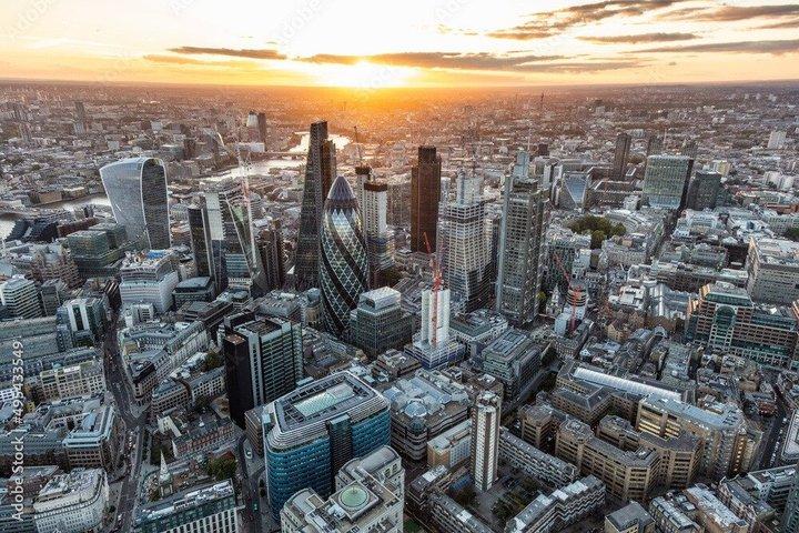 ロンドンの歴史的な金融の中心地、シティ・オブ・ロンドンを巡るツアー