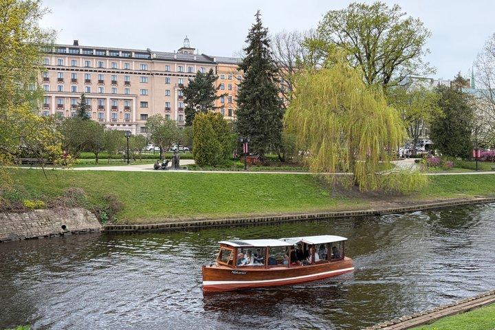 Riga Historic Boat Tour with Audio Guide and Captain Stories