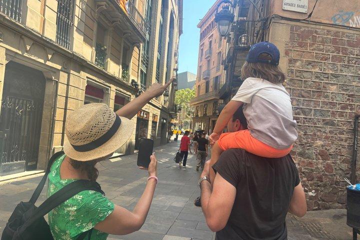 Escape Game Magic Team Theme Outdoor in the Heart of Barcelona