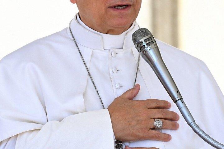 教皇の祝福とサンピエトロ大聖堂への入場