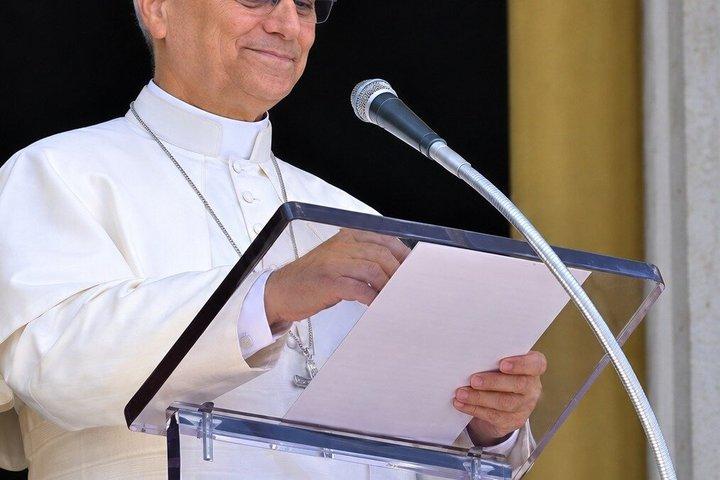 教皇の祝福とサンピエトロ大聖堂への入場