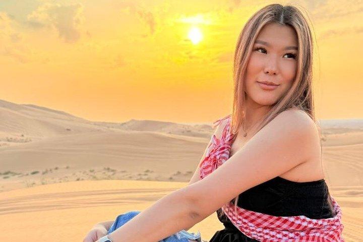 ドバイ VIP サファリ（サンドボード、ラクダ、BBQ、ATVオプション付き）