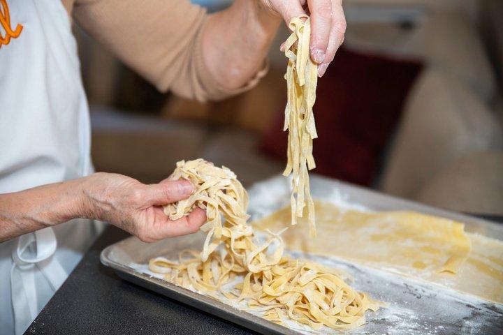 ロサンゼルスでのイタリア語料理教室（4品のコース料理付き）