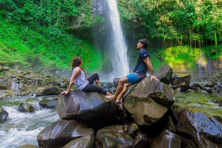 La Fortuna Waterfall, Volcano Hike, Safari Float Combo Tour