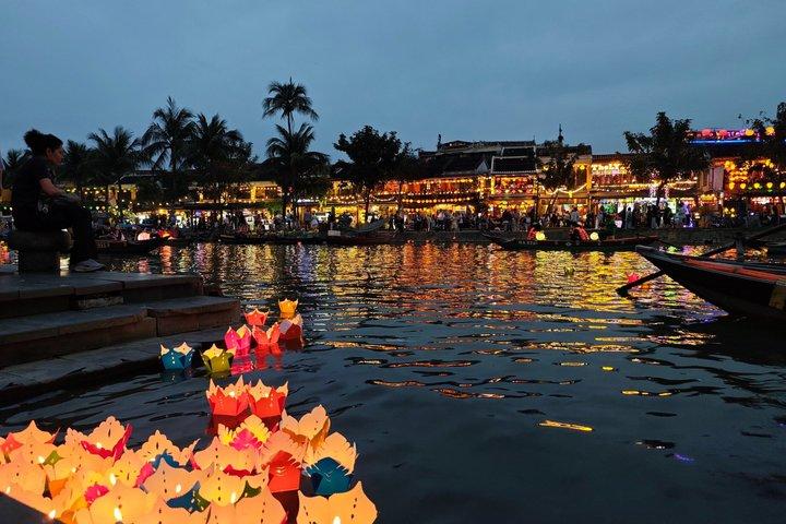 Hoi An Lantern Making Class with Hoai River Boat Ride