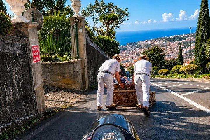 Funchal & Monte: Private Sidecar Tour with Toboggan Stop