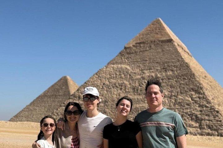 プライベートカイロツアー ピラミッド、グランド・エジプト博物館、ダウンタウンエリア