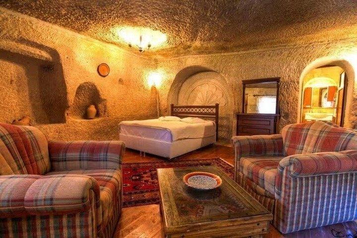 イスタンブール発、カッパドキア、パムッカレ、エフェソスを巡る6日間のツアー