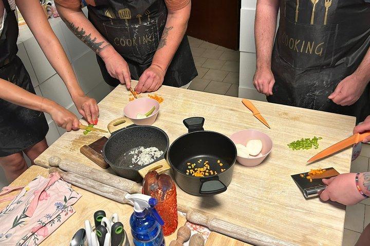 Cooking Class making ragù, tortelloni and tagliatelle