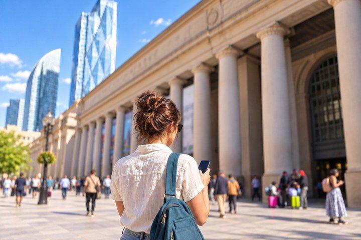 Toronto Essentials 10 Spot Self Guided Walking and Transit Tour