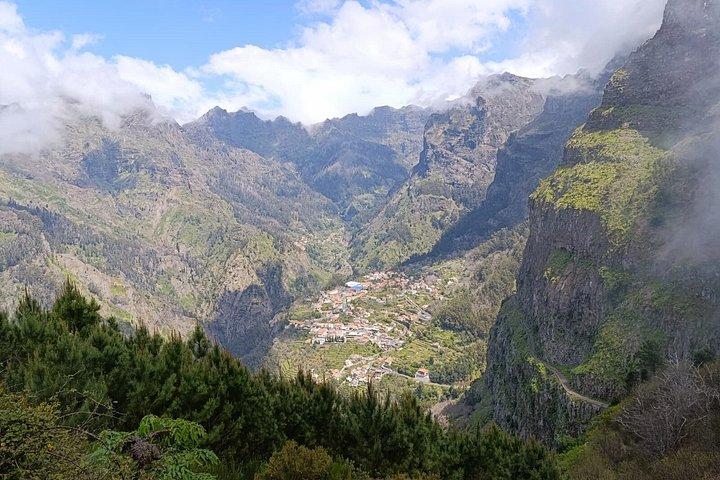 Nuns Valley & Madeira's Hidden Viewpoints