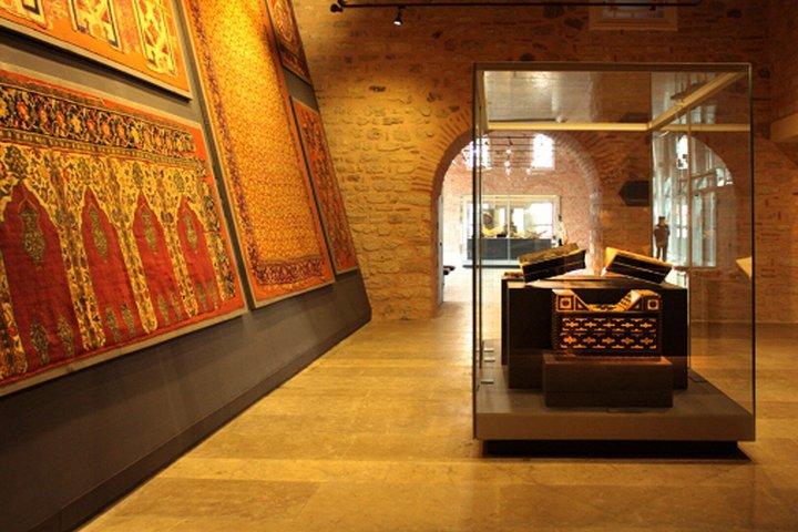 イスラム美術とトルコ絨毯 美と伝統の旅