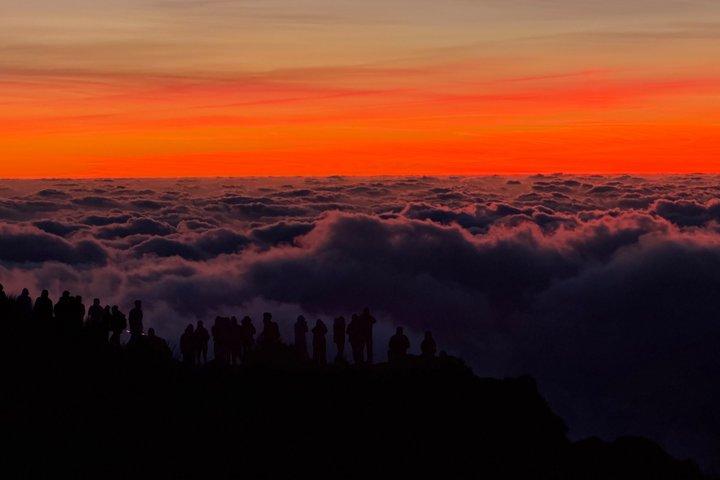 Madeira Pico do Arieiro Sunrise, PR11 hike and Secret spot