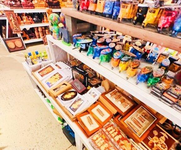 ショッピング紅茶、宝石、シナモン、お土産、コットン）