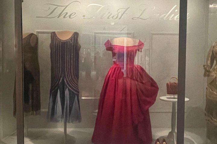 国立公文書館およびアメリカン・ヒストリー博物館 ガイド付きウォーキングツアー
