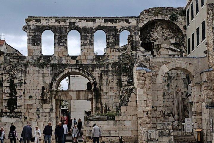 Private Split Day Trip from Dubrovnik: Ston & Winery