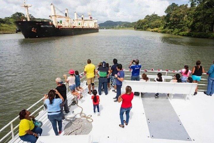 Panama Canal Partial Transit - All-Inclusive Experience