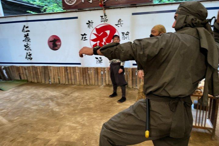 伊賀で体験できるユニークな一日忍者体験