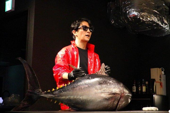 東京：無制限寿司＆ドリンク付きマグロカットショー