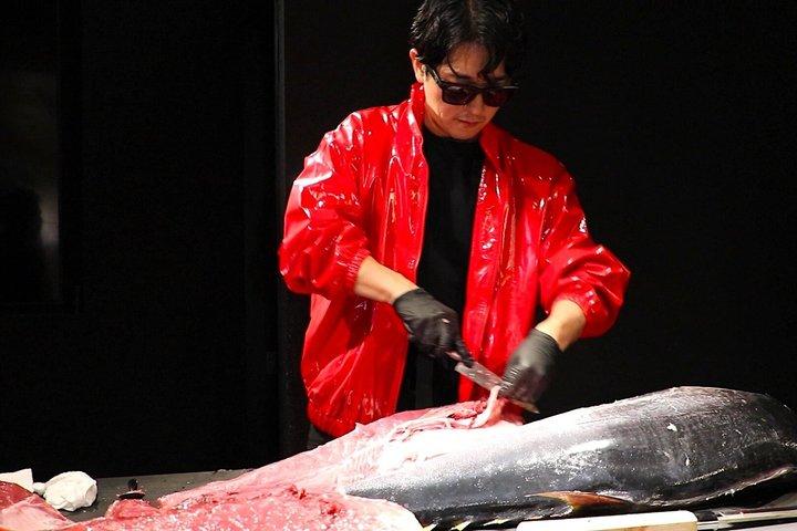 東京：無制限寿司＆ドリンク付きマグロカットショー