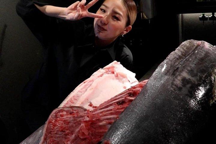 東京：無制限寿司＆ドリンク付きマグロカットショー