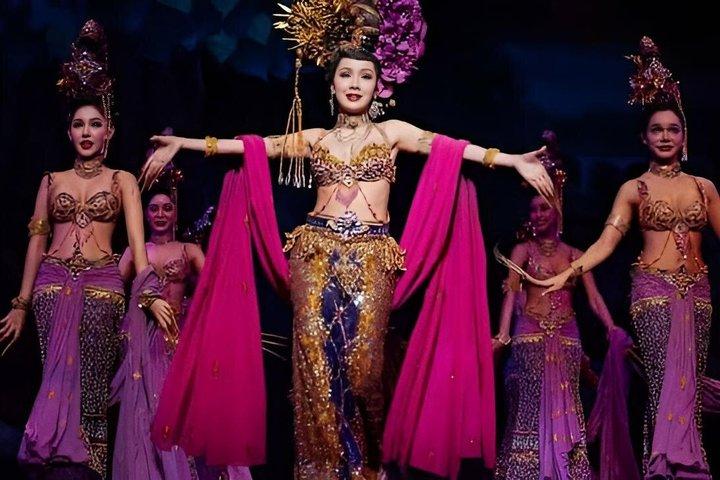 アルカサル カバレーショー パタヤ VIP席入場券