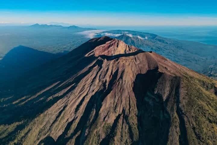 Sidemen: Mount Agung Sunrise or Daytime Trek 3,142 m Peak
