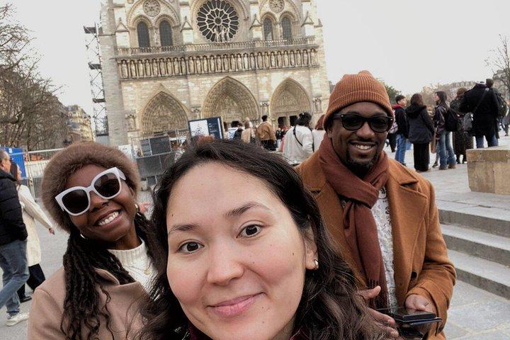 クリスマス パリ プライベートツアー：ノートルダム、コーヒー＆フランス語菓子