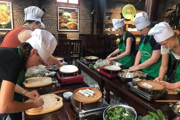 ハノイ料理教室 市場訪問とベトナム料理