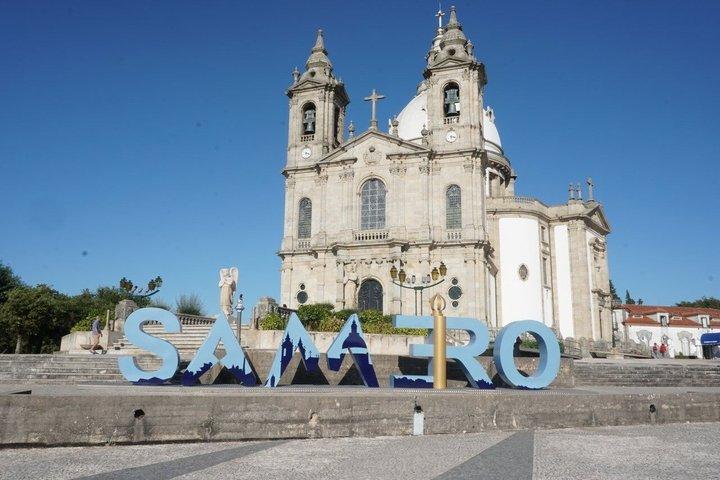 Braga: Private Tour with Bom Jesus & Sameiro and more!