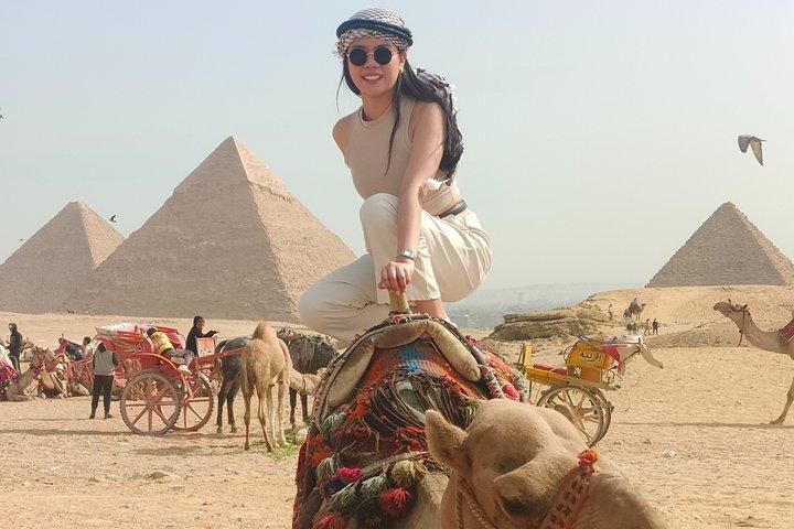 Giza Pyramids & Sphinx Private Tour with Egyptologist guide