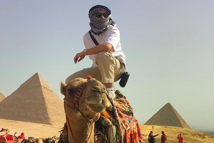 Giza Pyramids & Sphinx Private Tour with Egyptologist guide