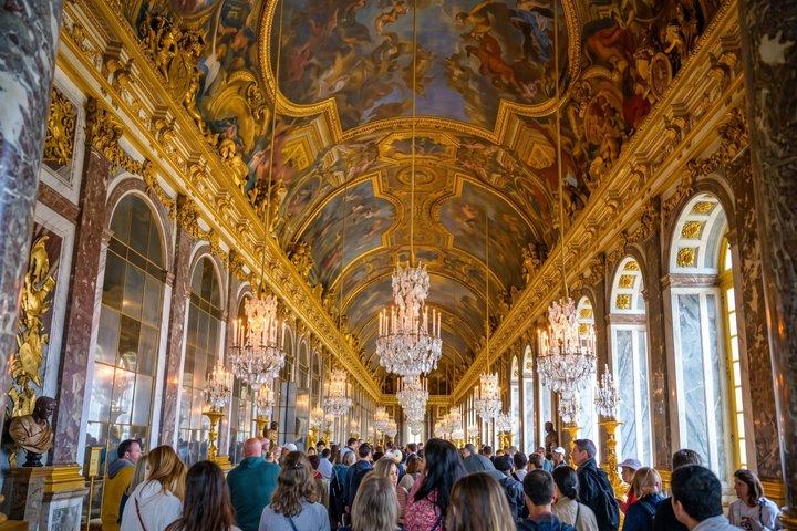 Magtens Ritual: Tur i Versailles Slot