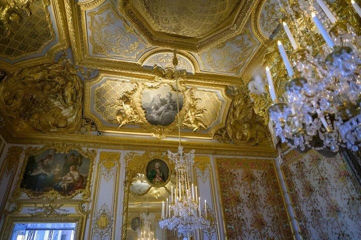 Magtens Ritual: Tur i Versailles Slot