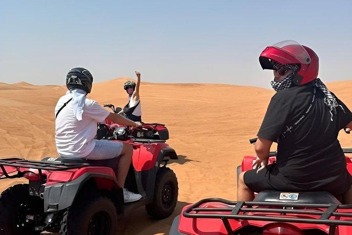 カタール - ATV セルフドライブ クワッド バイク体験