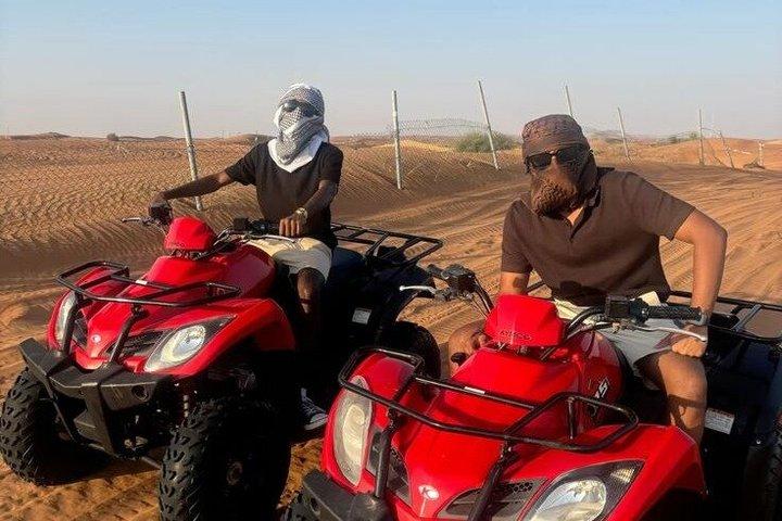 カタール - ATV セルフドライブ クワッド バイク体験