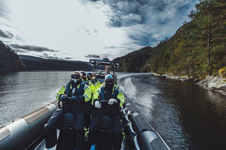 Bergen: Mostraumen Fjord Safari - by Premium RIB Boat
