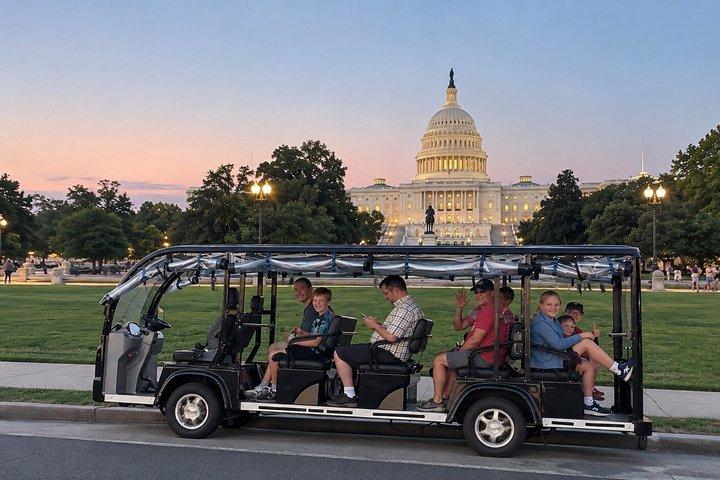 Washington DC: Easy Sightseeing Guided Monuments Tour by E-Cart