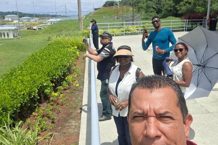 パナマ運河を訪れて、その歴史と文化遺産に触れてみよう。