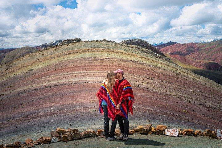 Tour privato della montagna arcobaleno di Palcoyo da Cusco - 7 : 00 AM