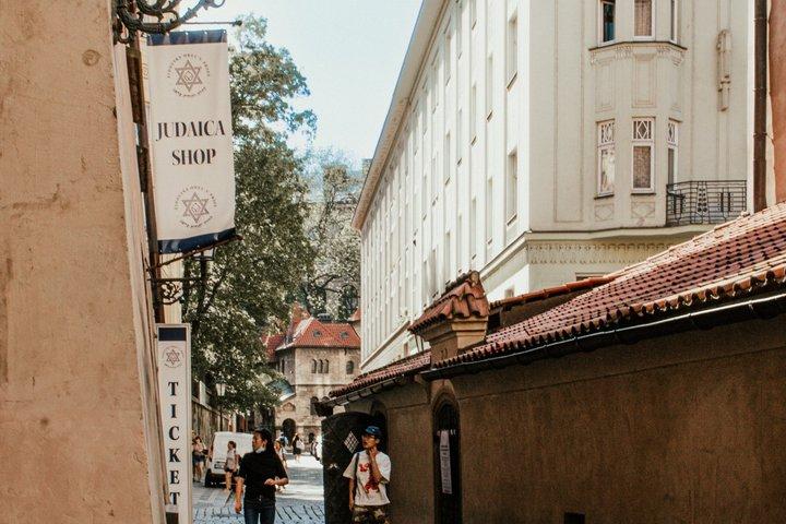 Private Dan Brown Inspired Prague Driving Tour