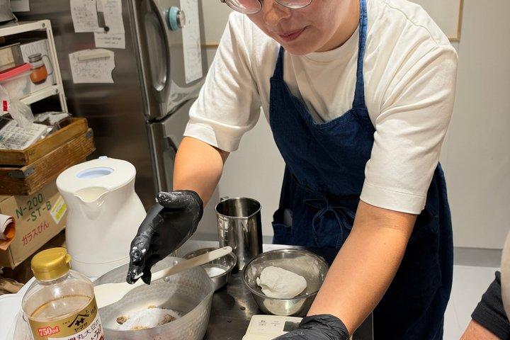 京都みたらし団子作りと日本語茶体験