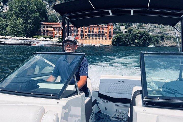 Lake Como: 1h or 4h Tour with Prosecco and photos of the Villas
