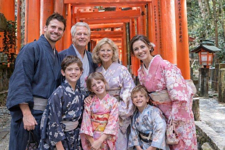 京都プライベートツアー:着物、酒、弓道、懐石、伏見稲荷