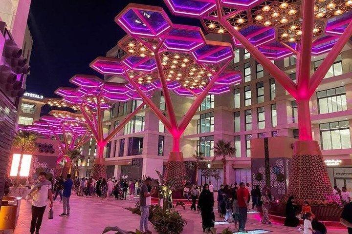 クルーズターミナルからグランドドーハ市内観光、空港＆ホテル送迎