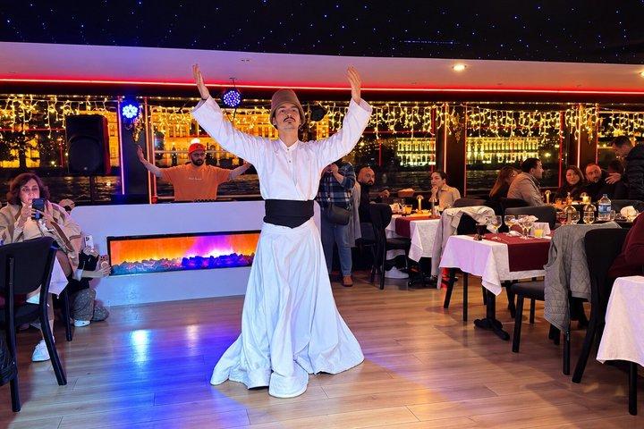 イスタンブール ボスポラス トルコナイトショー チケット